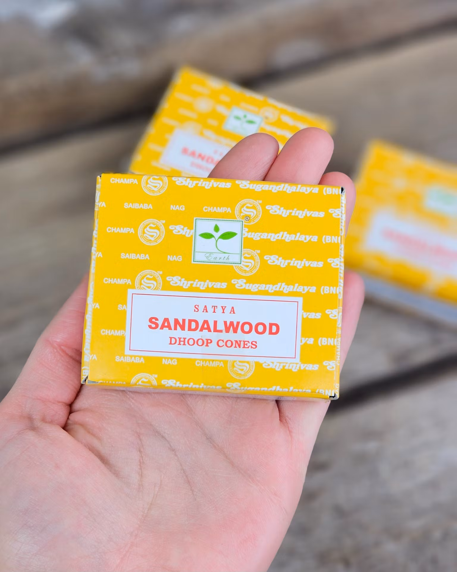 Satya - Sandalwood, rökelsekoner