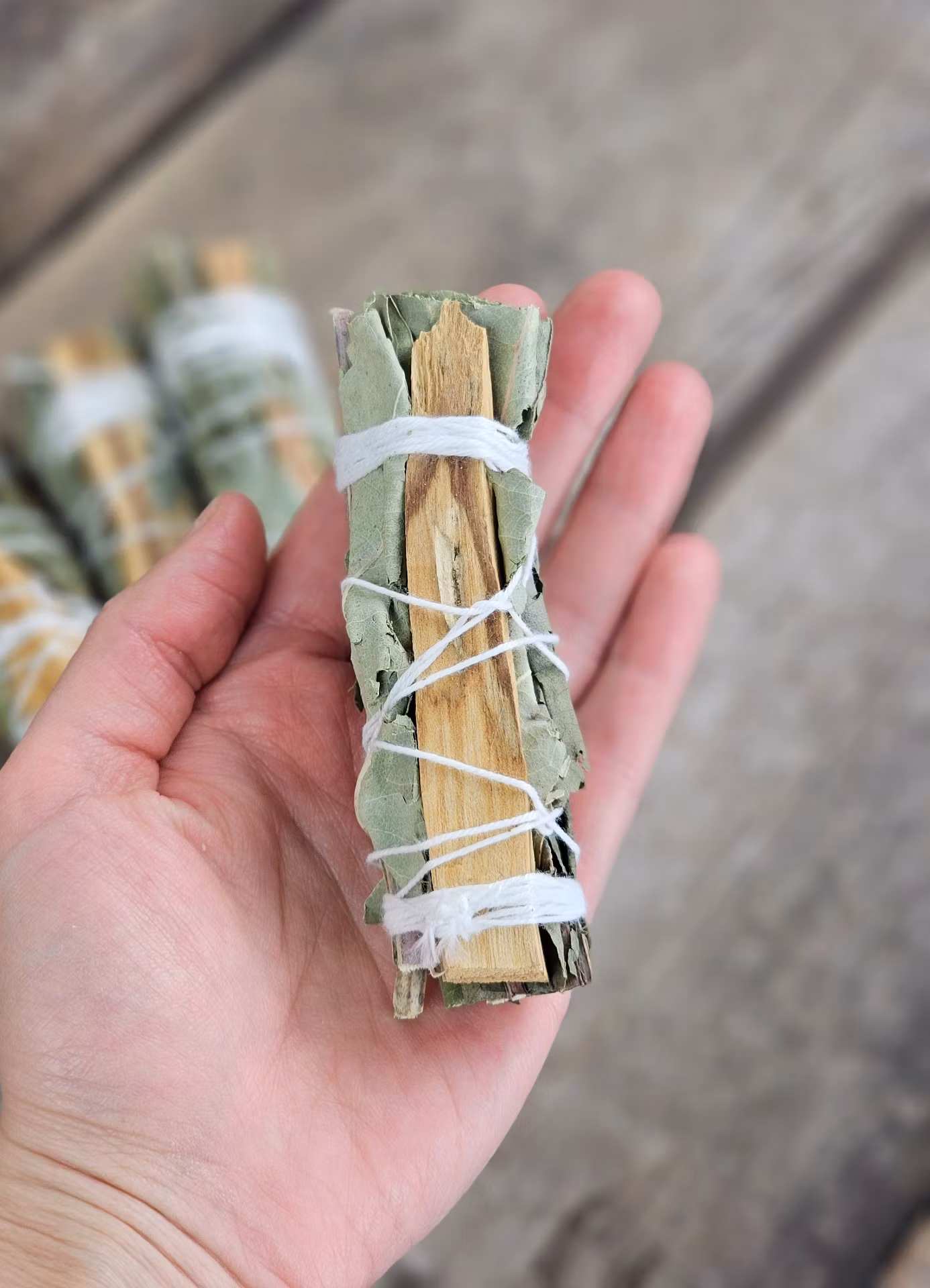 Palo Santo (Heligt trä) i kombination med Eukalyptus