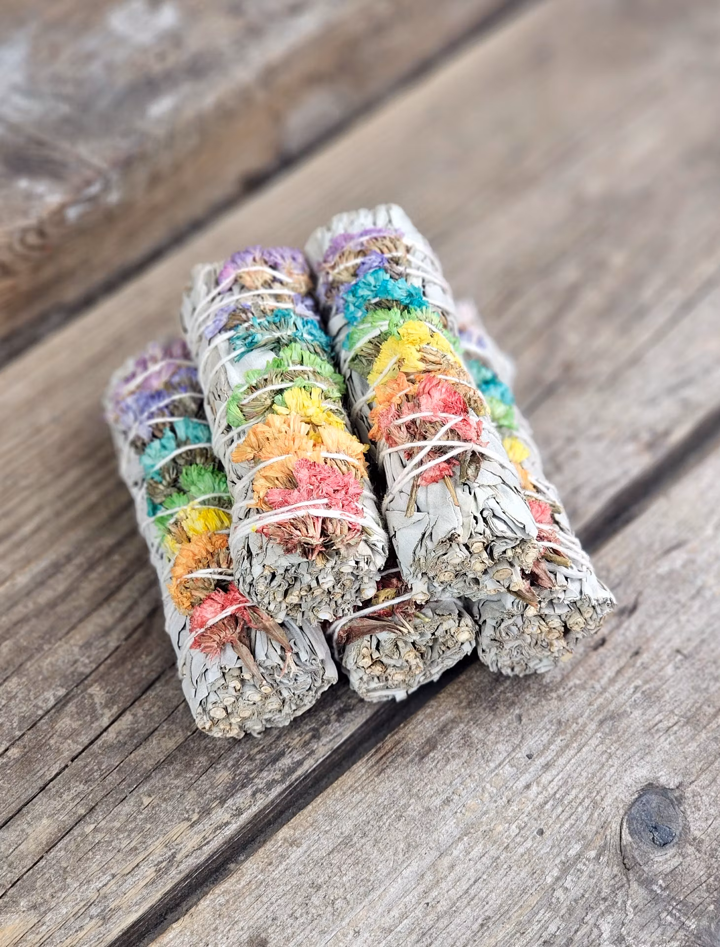 Vit Salvia med Chakra Blommor