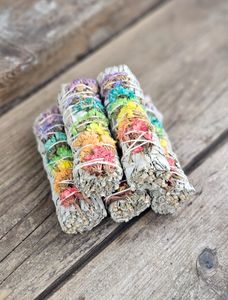 Vit Salvia med Chakra Blommor
