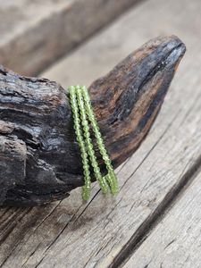 Peridot (Olivin), armband 4mm facetterade pärlor
