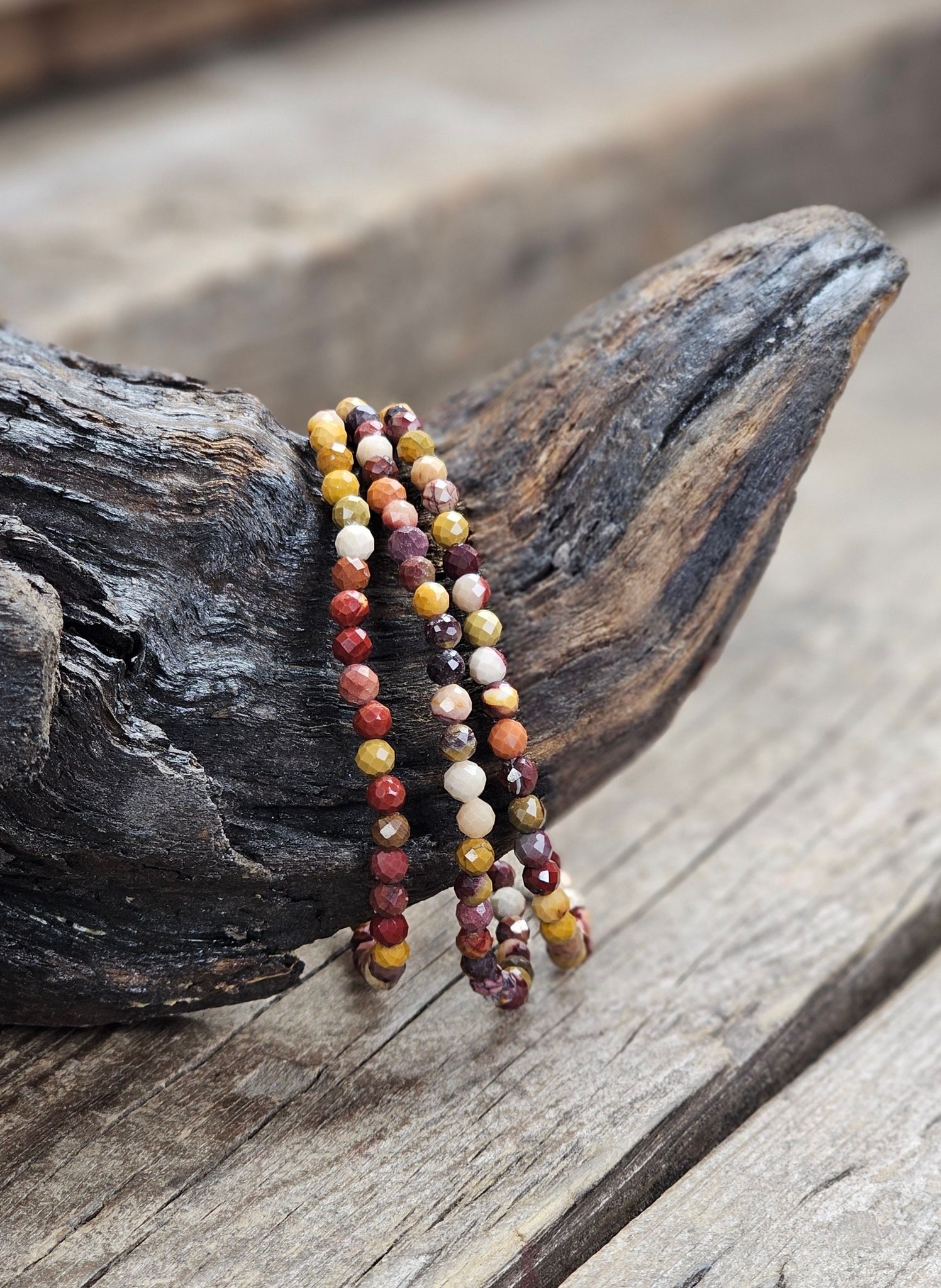 Mookaitjaspis, armband 4mm facetterade pärlor