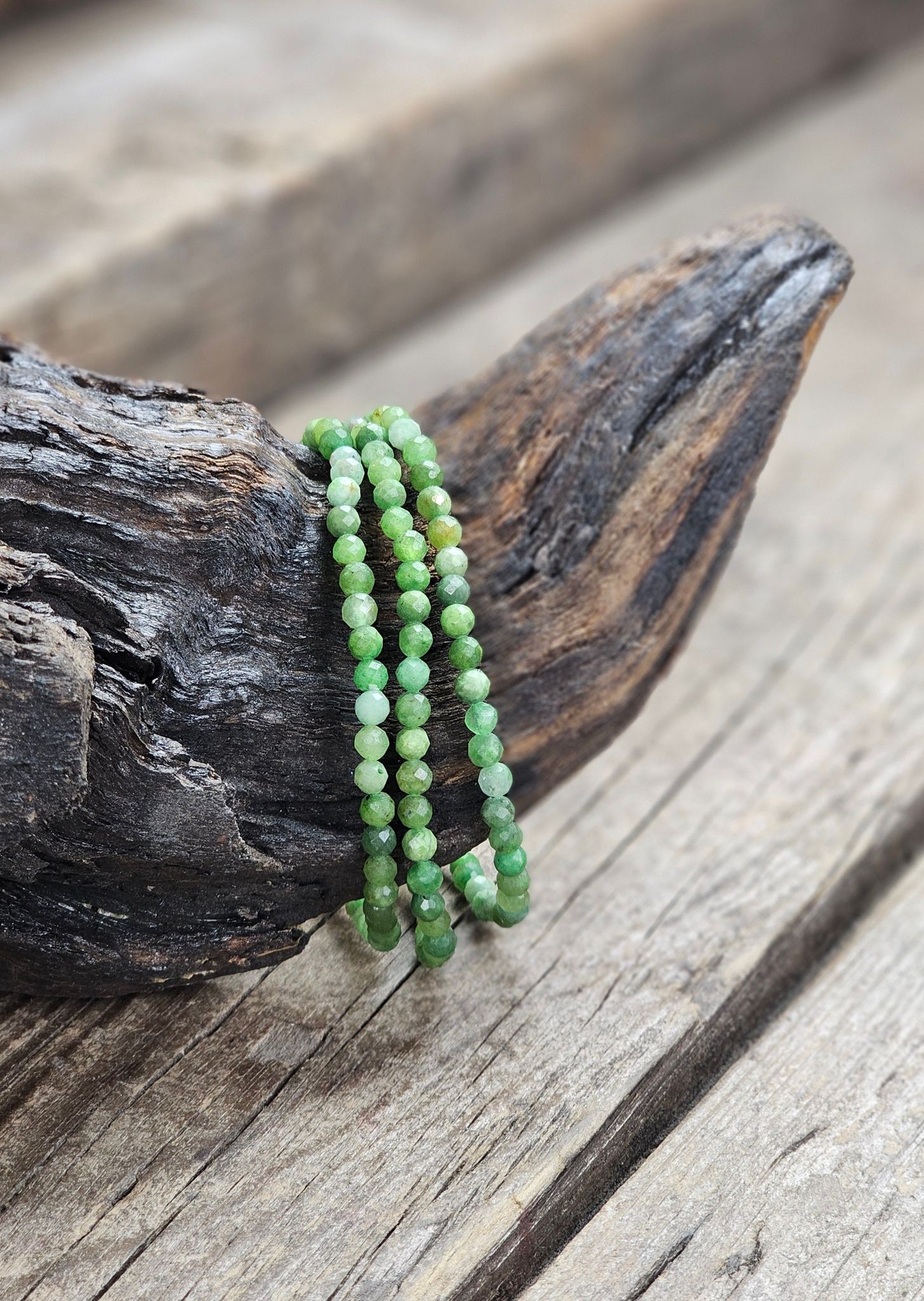 Krysopras, armband 4mm facetterade pärlor