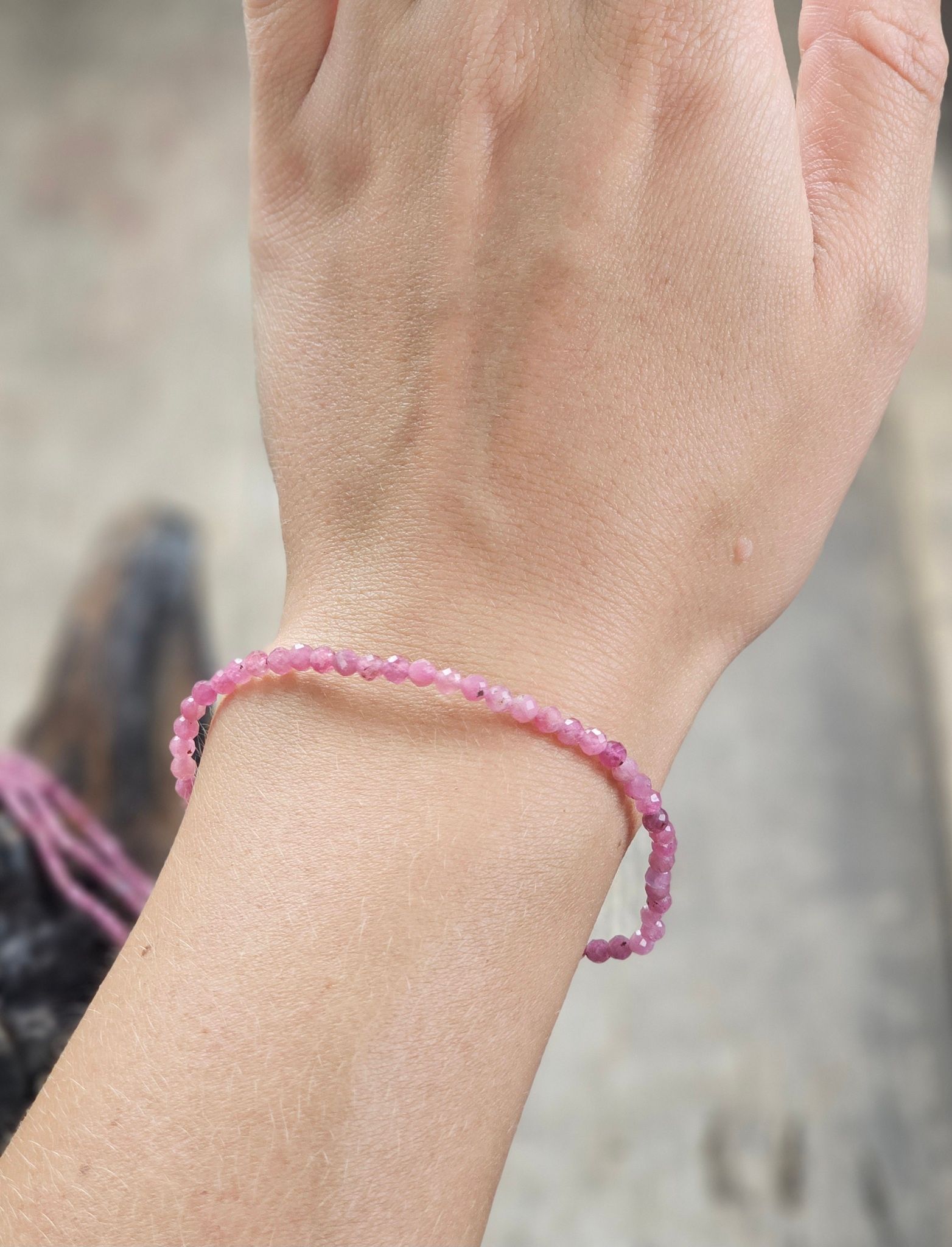 Rosa Turmalin, armband 4mm facetterade pärlor