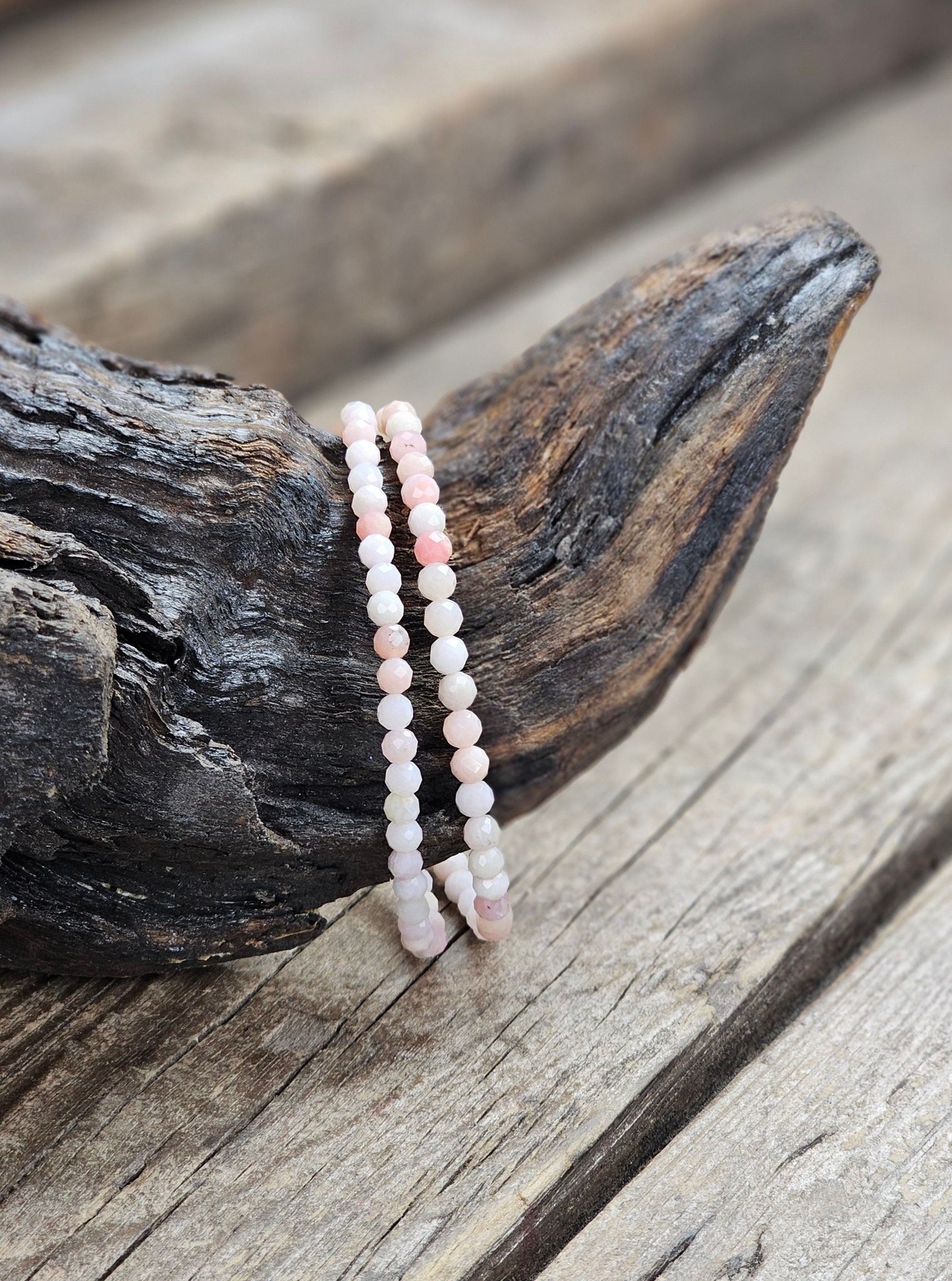 Rosa Opal, armband 4mm facetterade pärlor