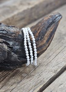 Howlit, armband 4mm facetterade pärlor