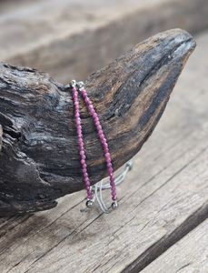 Rubin, armband 3mm facetterade pärlor macramé