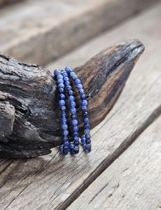 Sodalit, armband 4mm runda pärlor