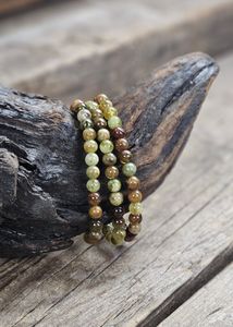 Grön Granat, armband 6mm runda pärlor