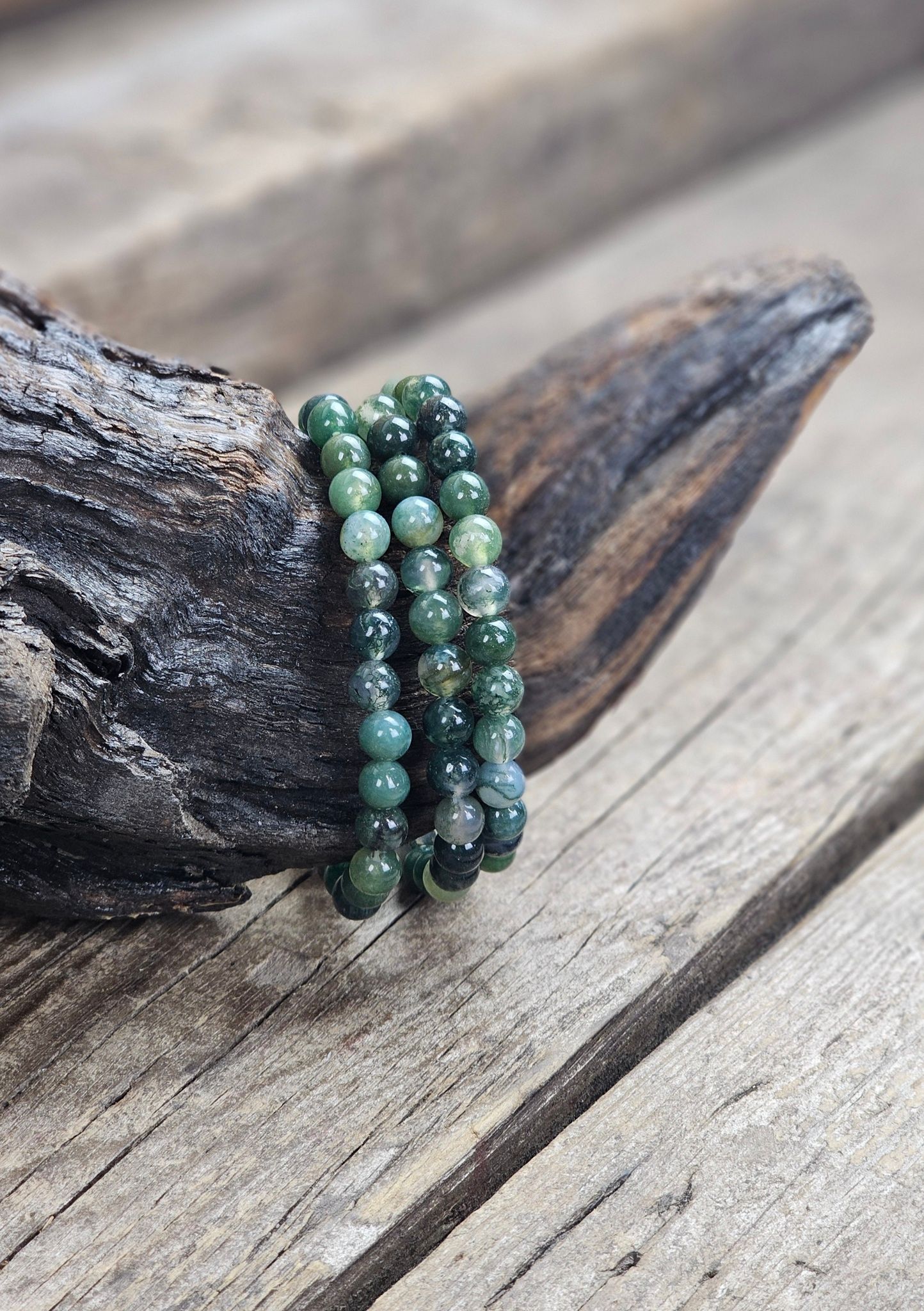 Mossagat, armband 6mm runda pärlor