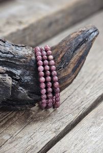Rubin, armband 6mm runda pärlor