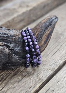 Charoit, armband 6mm runda pärlor