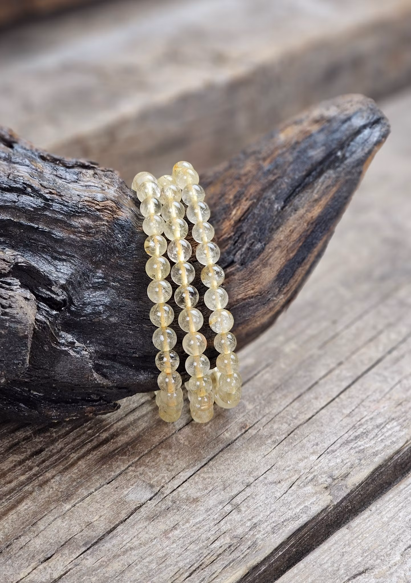 Guldrutilkvarts, armband 6mm runda pärlor