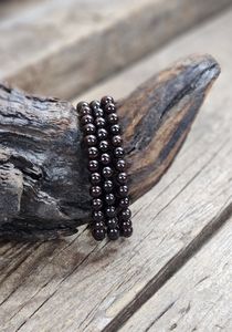 Granat mörk, armband 6mm runda pärlor