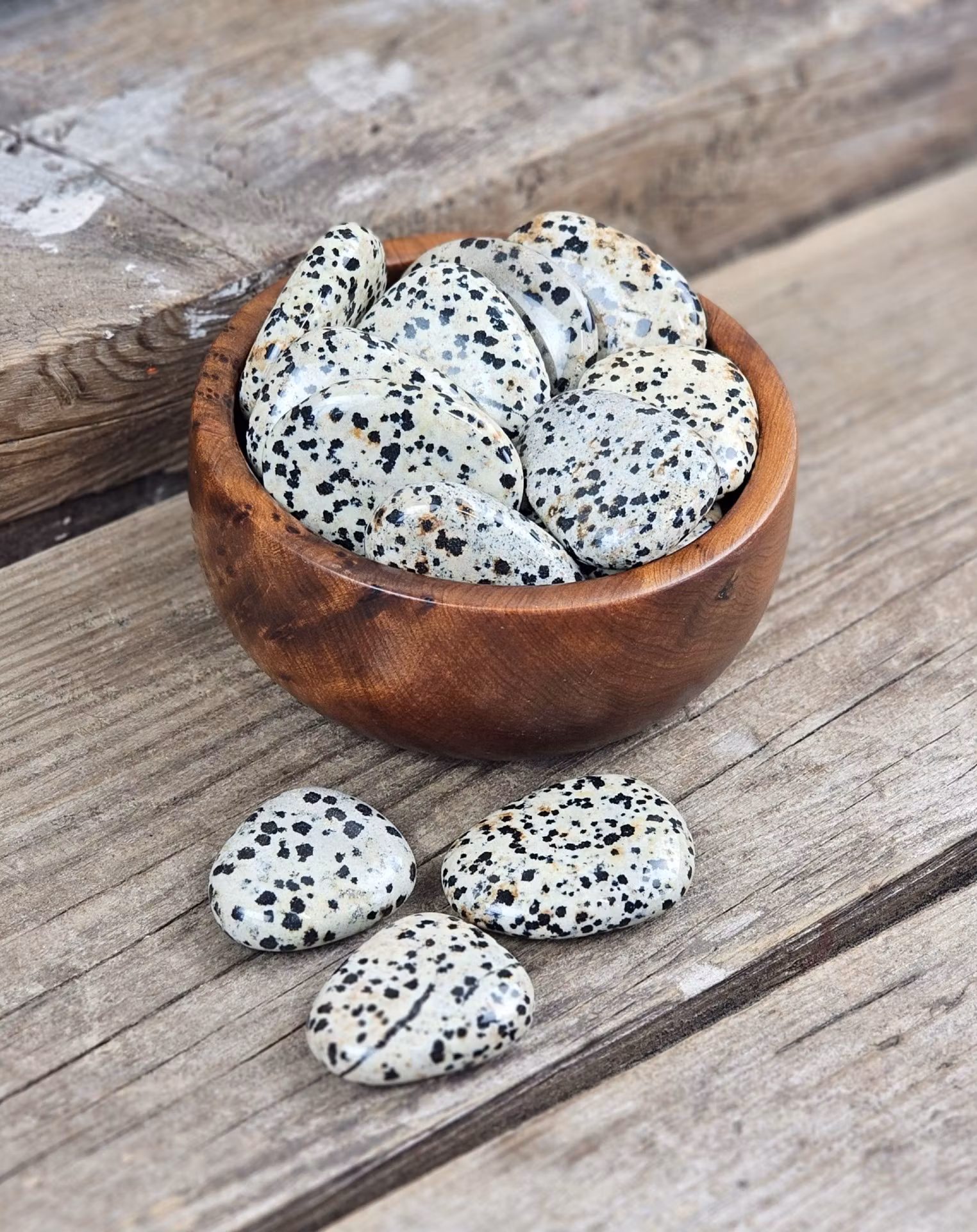 Dalmatinerjaspis platta, touchstone