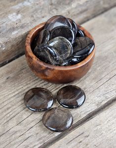 Rökkvarts platta, touchstone