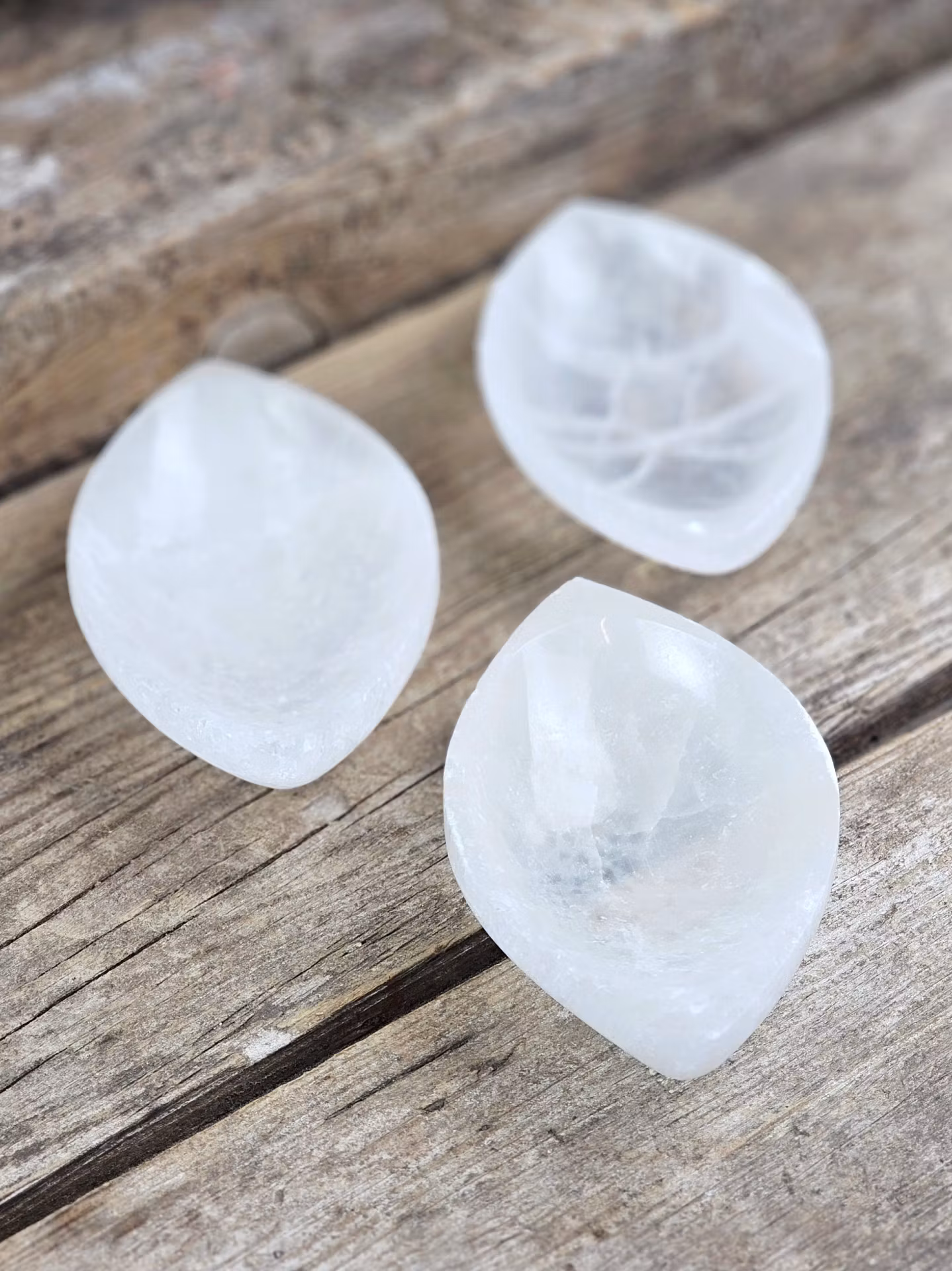 Vit Selenit, oval skål 10 cm