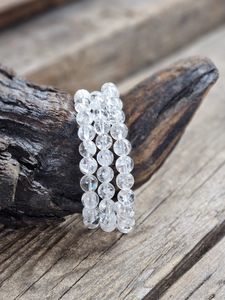 Krackelerad Bergkristall (Fire and Ice), armband 8mm runda pärlor