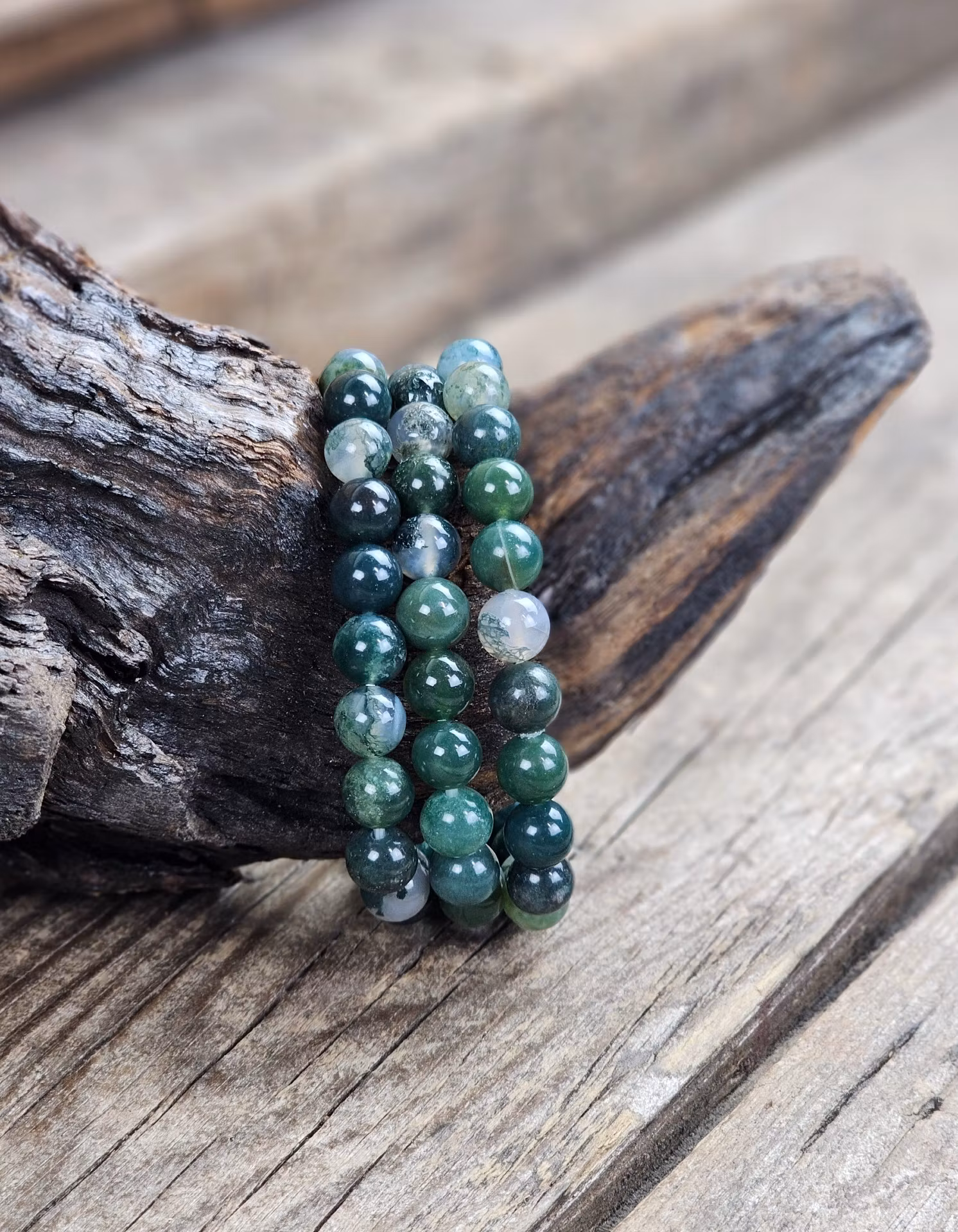 Mossagat, armband 8mm runda pärlor