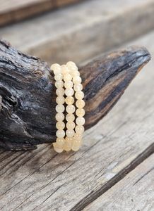 Gul Aventurin, armband 6mm runda pärlor