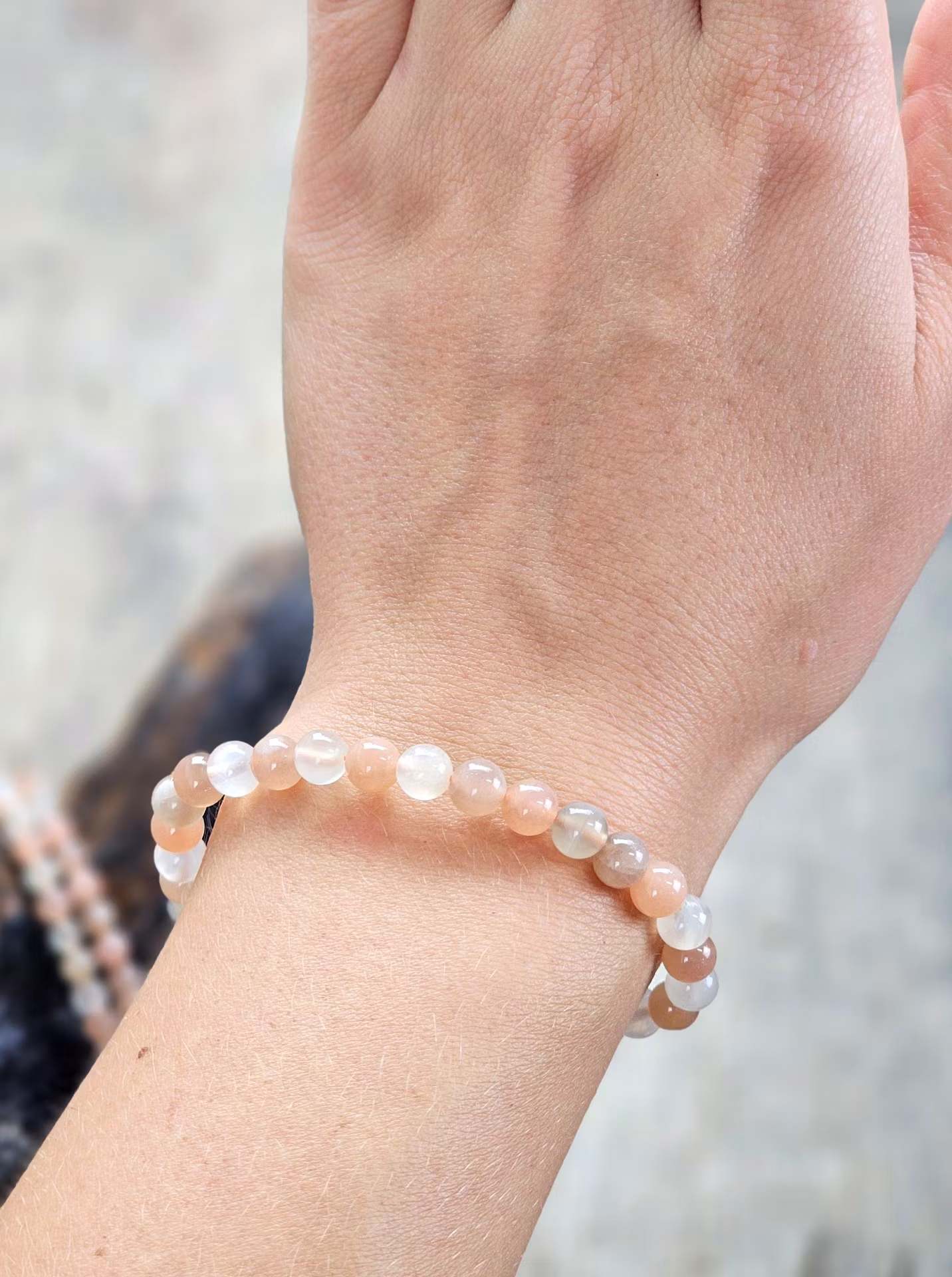 Månsten mix extra, armband 6mm runda pärlor