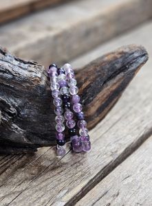 Lila Fluorit, armband 6mm runda pärlor