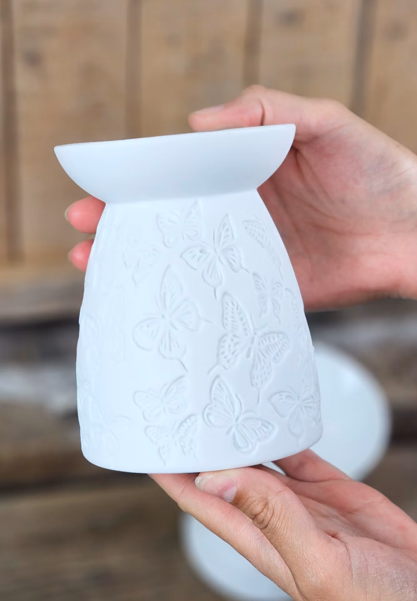 Aromalampa, diffuser vit keramik Fjärilar stor