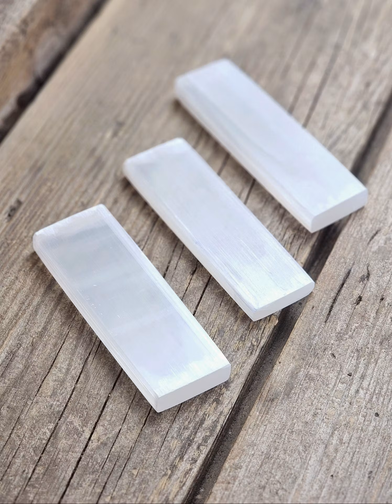 Vit Selenit, liten polerad laddningsplatta 10 cm