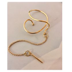 Earcuff with Thorn