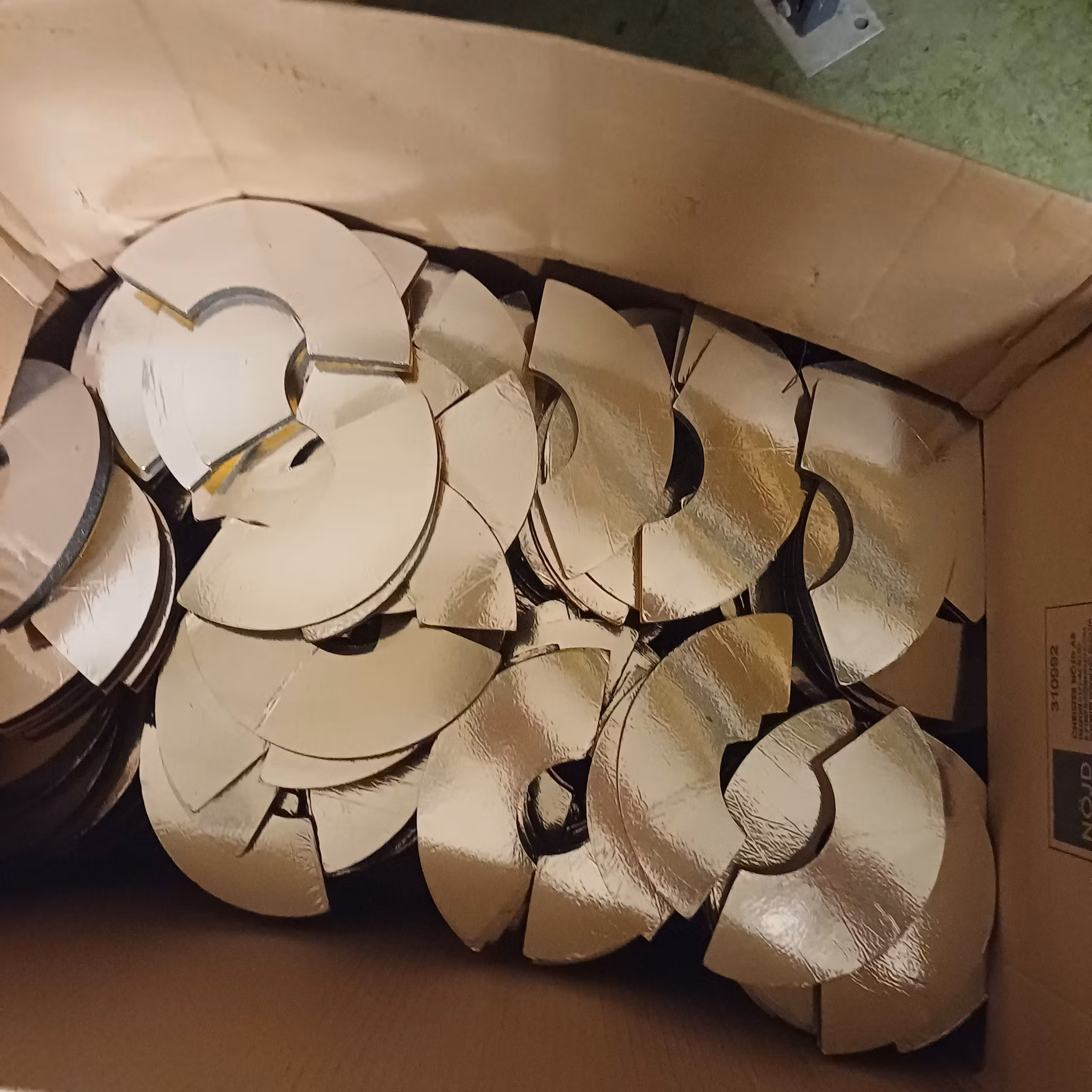 Ljudisolerings-Mystery Box – Proffsspill för kreativa projekt!