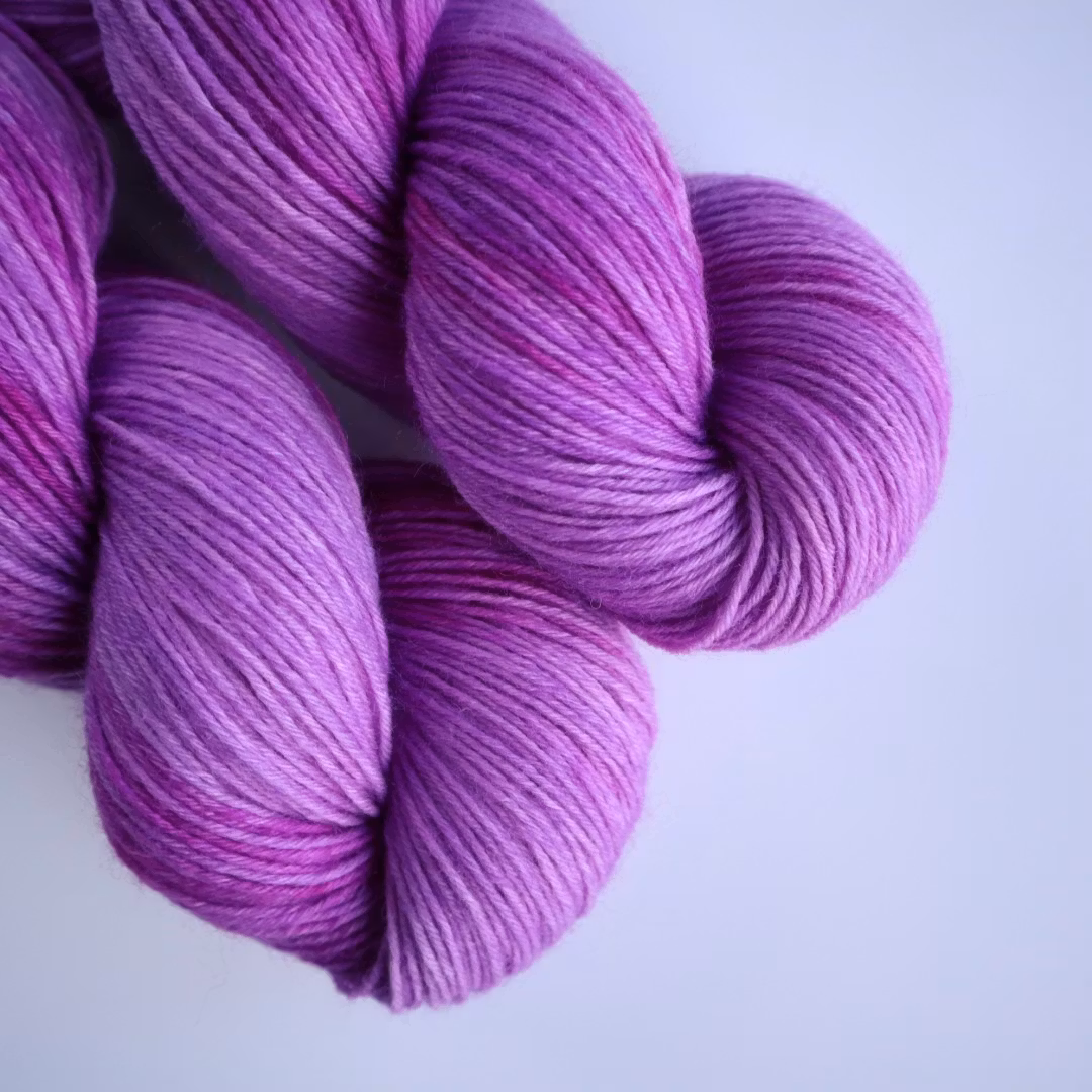 Tjockare Sockgarn "Lila" OBS 150g