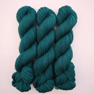 BFL DK Superwash "Grönblå"