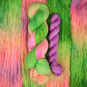Merino Sock-kit 100g+20g "One pill makes you larger and one pill makes you small" #1