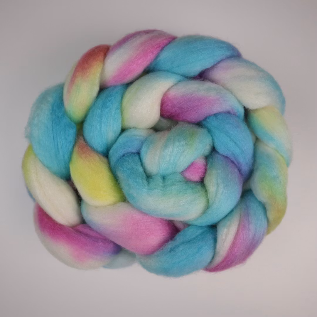 Handfärgad ulltops Merino Silke "Ice Ice Baby" ca 100g