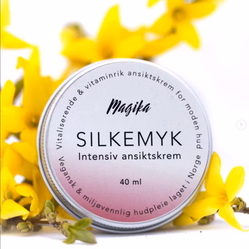 Silkemyk intensiv ansiktskrem.