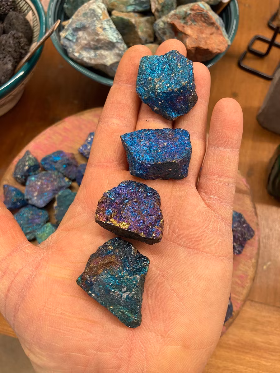 Bornite (Påfågelsten)