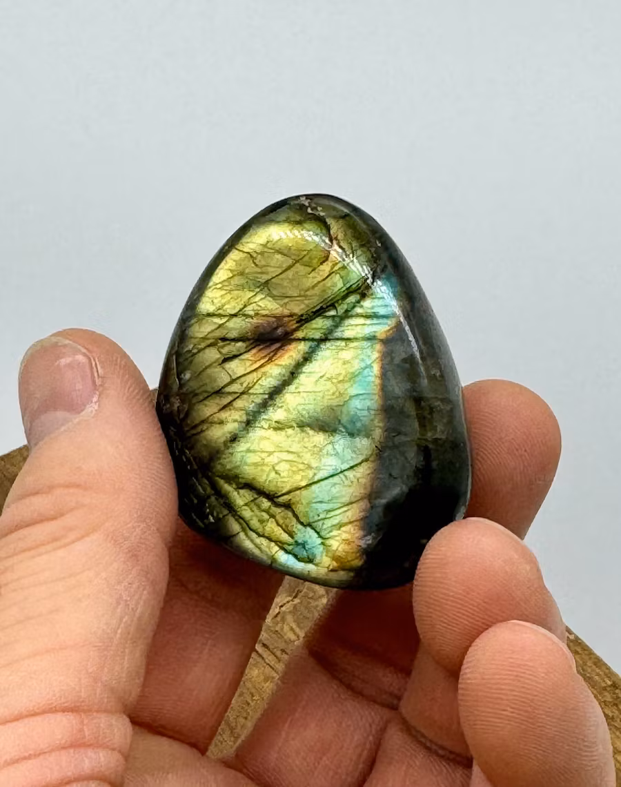 Stående Labradorit (Free form)