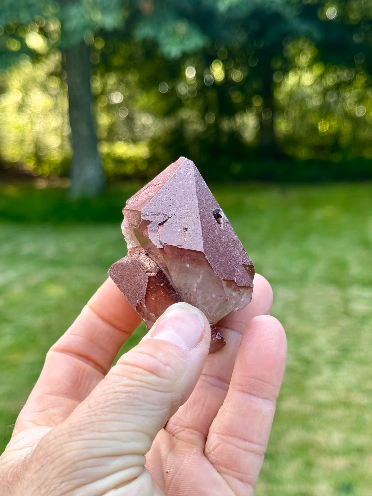 Spets Hematoid Bergkristall (röd golden healer)