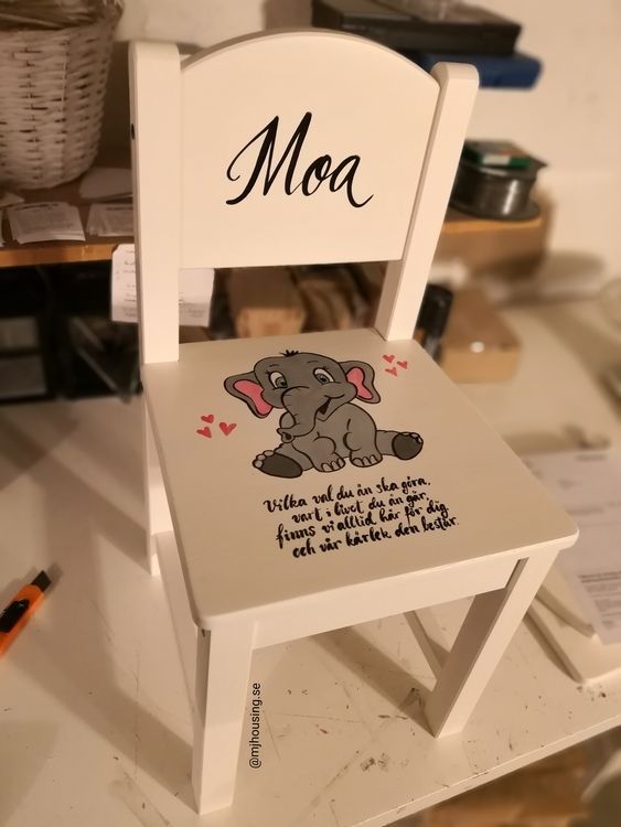 Handmålad Barnstol med 1 figur