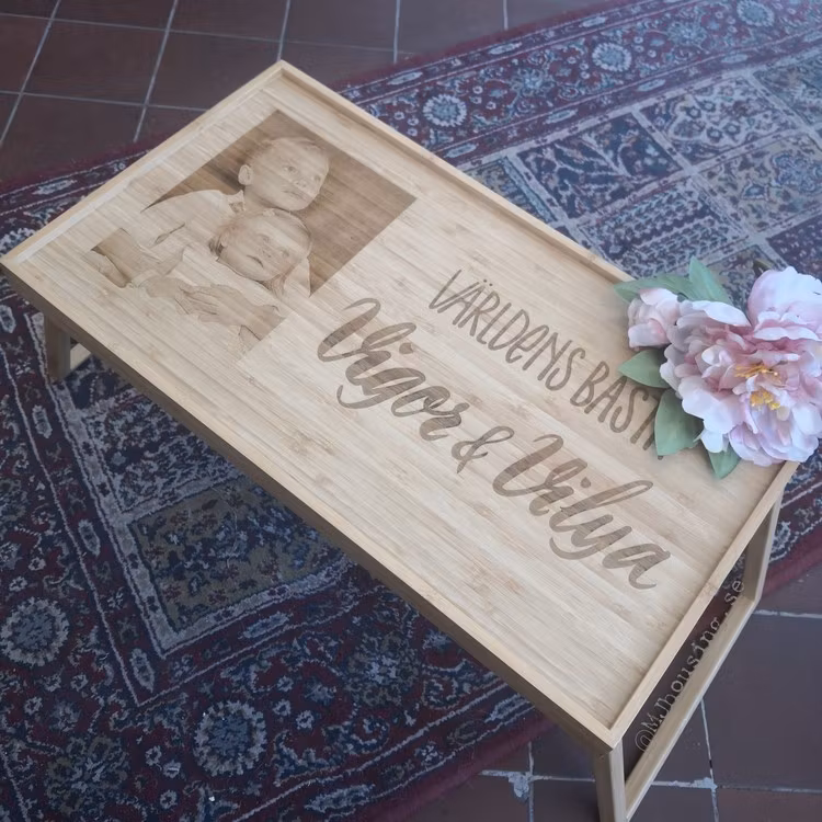 Sängbricka med Foto och personlig text