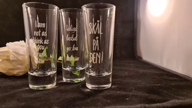 Graverat Snapsglas