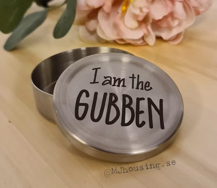 Graverad Snusdosa