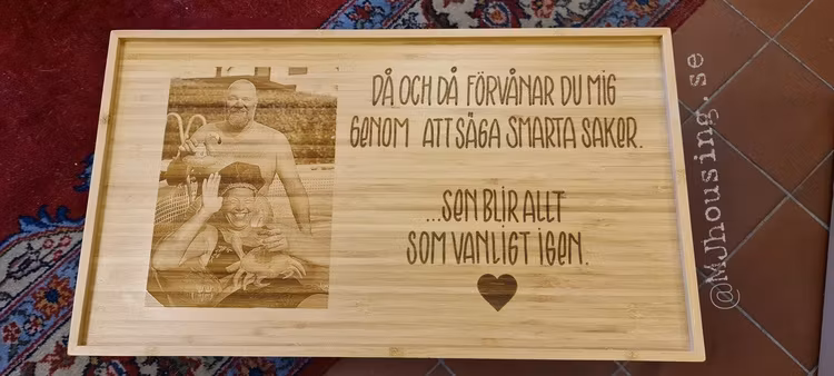 Sängbricka med Foto och personlig text