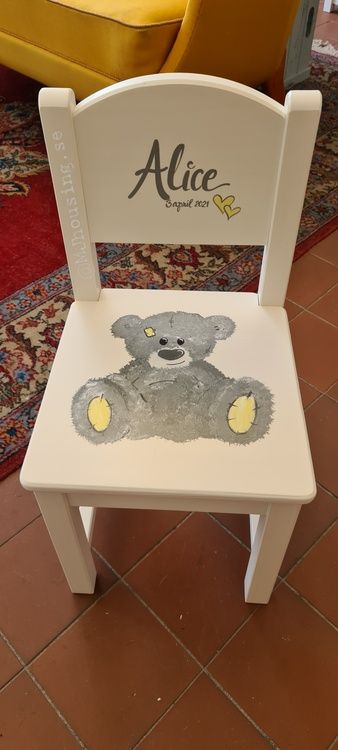 Handmålad Barnstol med 1 figur