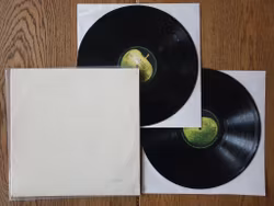 The Beatles, White album (No 275790, no poster). Vinyl 2LP
