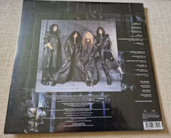 Kiss, Revenge. Vinyl LP