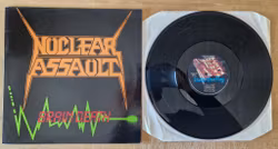 Nuclear Assault, Brain death. Vinyl S 12"