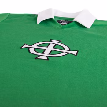 Northern Ireland George Best 1977 Retro Football Shirt