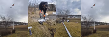 Årets første flaggstang levert på Tomb i Råde