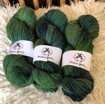 Milla Svensk DK - Dark Amazonas (på ljusgrå) 50 g